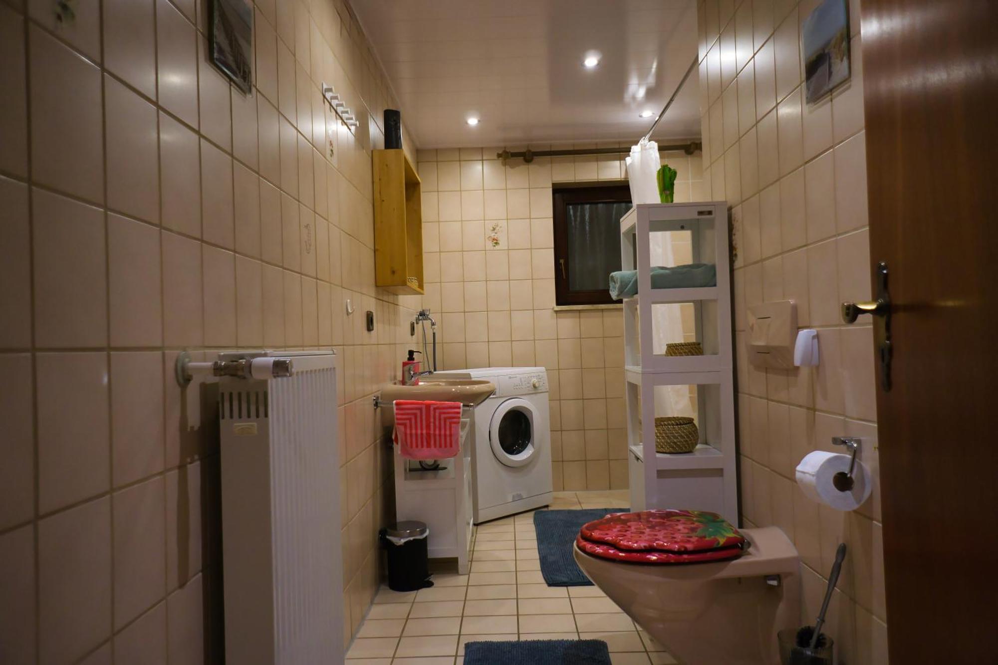 Gemütliche Wohnung mit Neckarblick Eberbach  Exterior foto